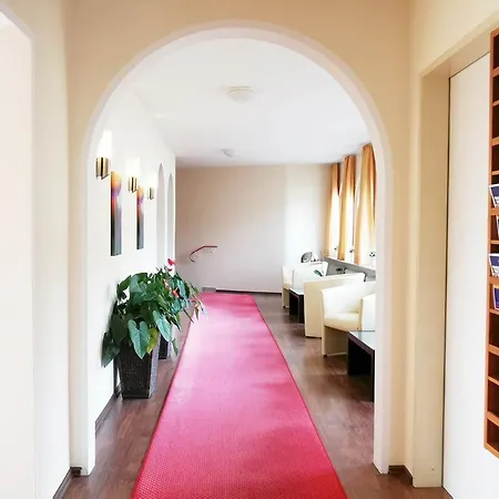 Gartenhotel Landart Отель Бад-Зоден-Зальмюнстер