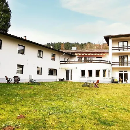 Gartenhotel Landart Отель *